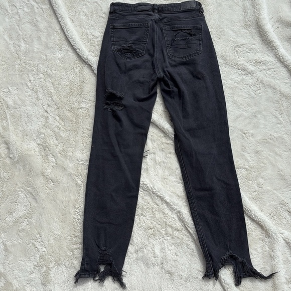 American Eagle Black Distressed Hi-Rise Jegging – Size 0 | Edgy Everyday Style - Picture 8 of 11